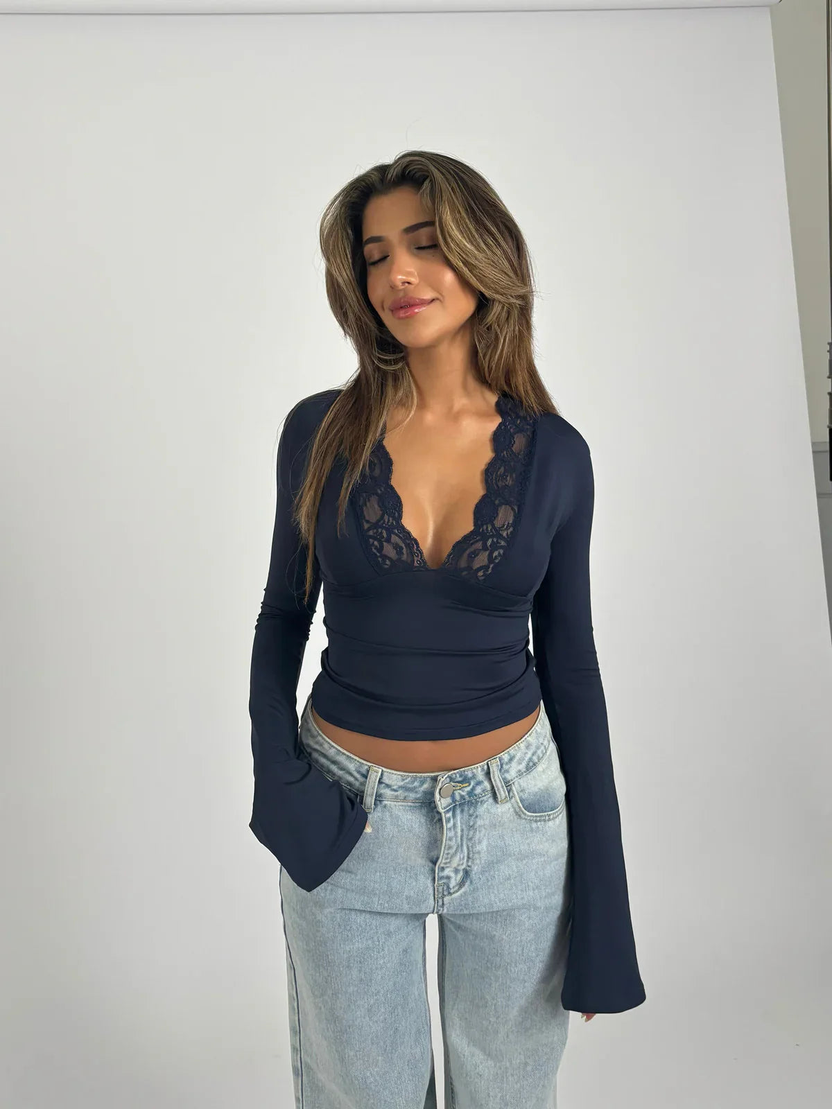 Sofia™ | Top in Pizzo Elegante