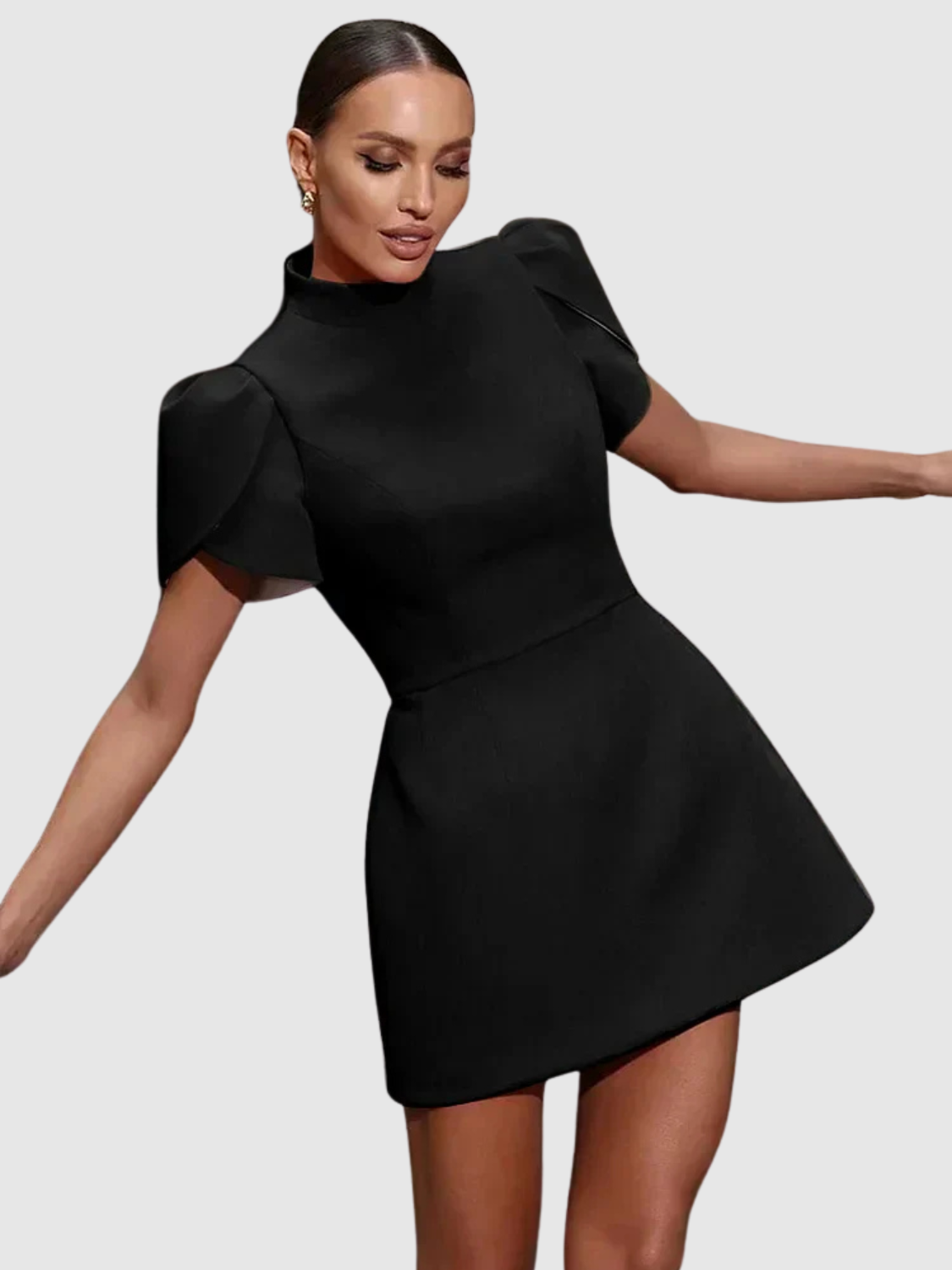 Zelinda™ | Mini abito con maniche a petalo