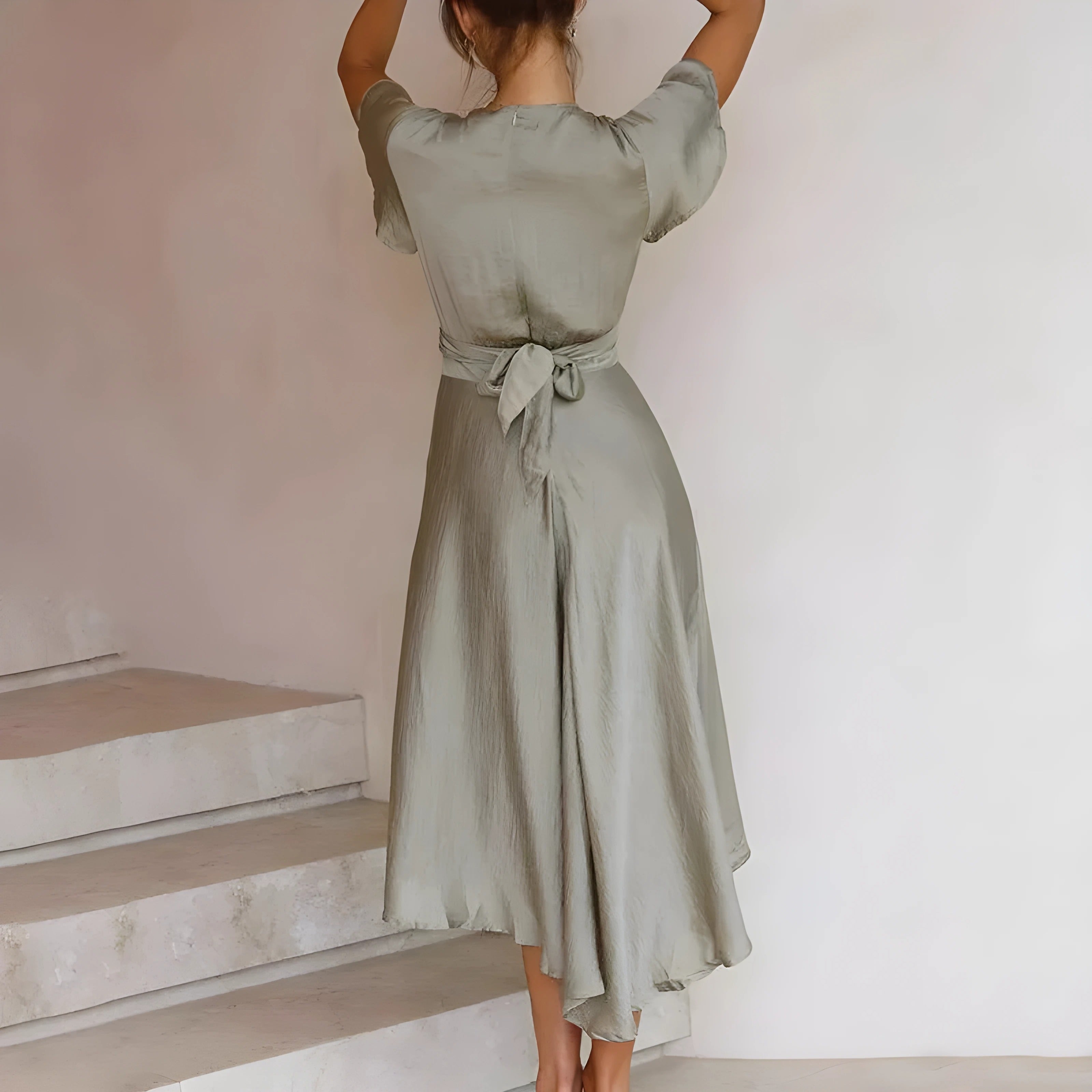 Elina™ | Abito Midi con Nodo Decorativo