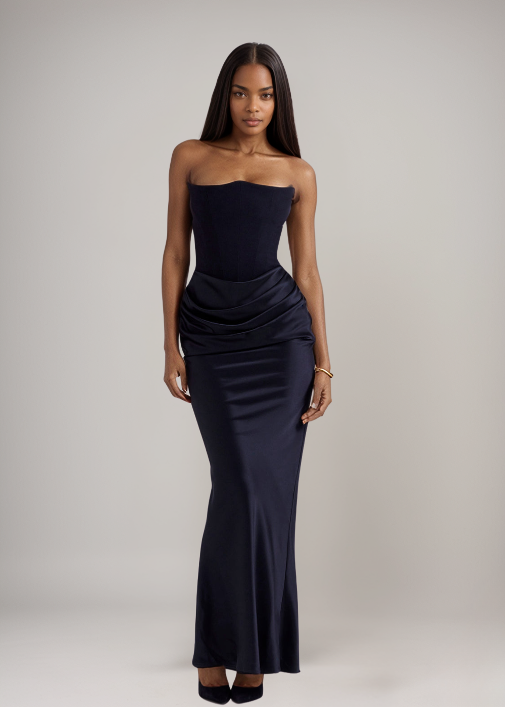 Madison™ | Abito in Satin con Silhouette a Forma di Clessidra