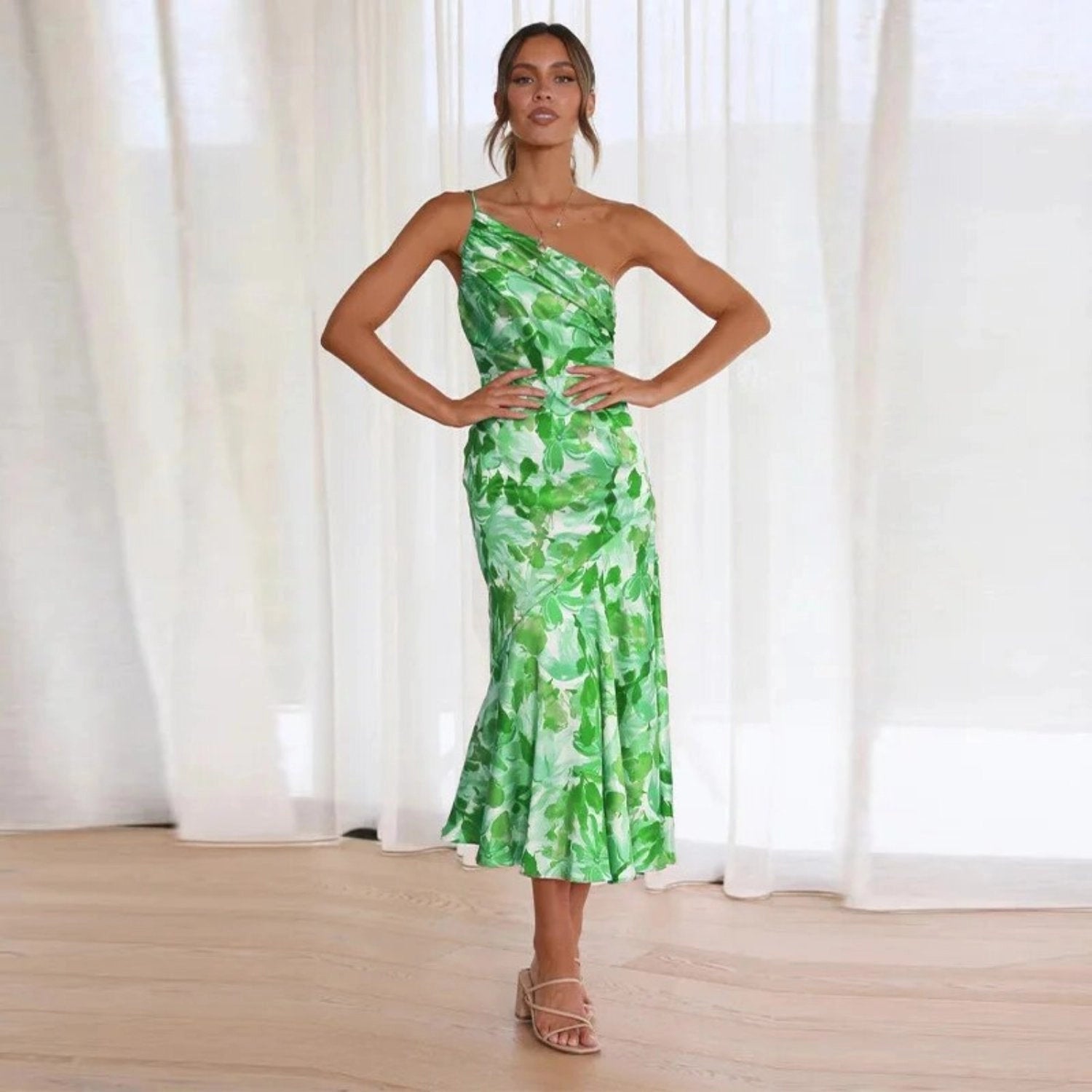 Viktoria™ | Abito Maxy Asimmetrico con Stampa Floreale