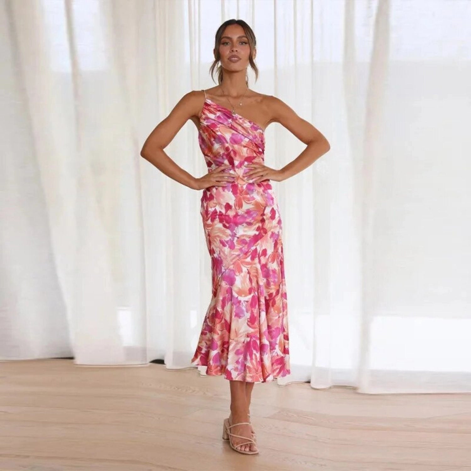Viktoria™ | Abito Maxy Asimmetrico con Stampa Floreale